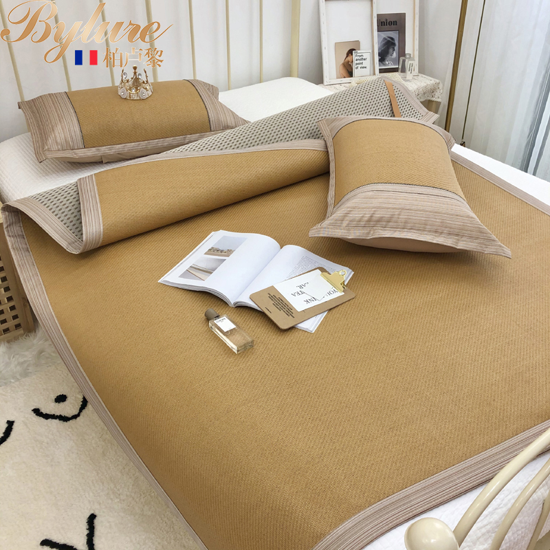 Bylure light and luxurious natural vines with three sets day-style thickened 4D mesh pro-skin folding anti-slip bed bedding