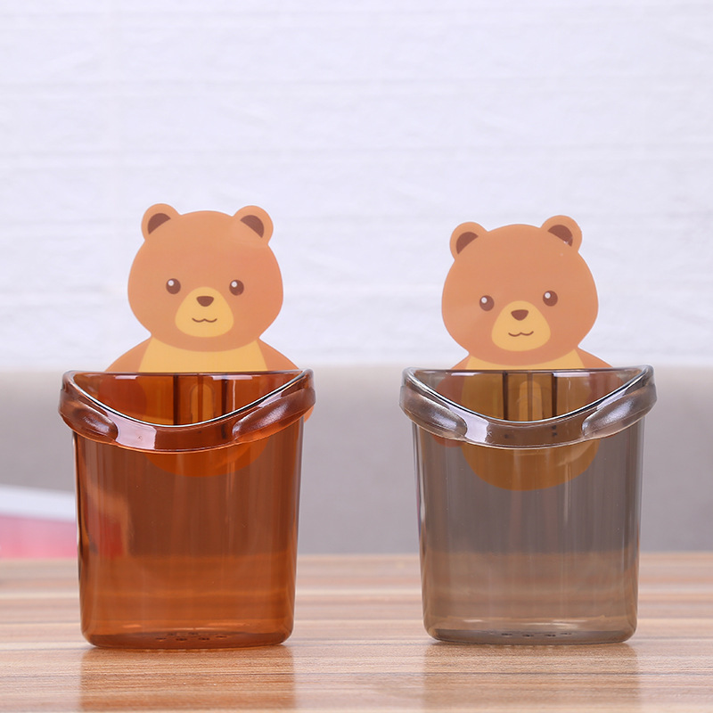 Creative free from stiletto cup holder wall-mounted small bear cuddling with toothbrush cup holder cartoon gargling cup holder wash cup-Taobao