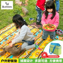 Black deer outdoor picnic mat camping picnic portable multi-person moisture-proof mat spring outing Beach children cartoon waterproof mat