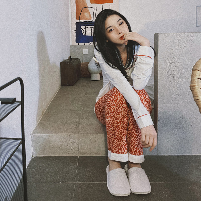 Otaku deer pajamas women spring and autumn long sleeve trousers cardigan can be worn outside shirt large size BAO WEN simple home wear suit