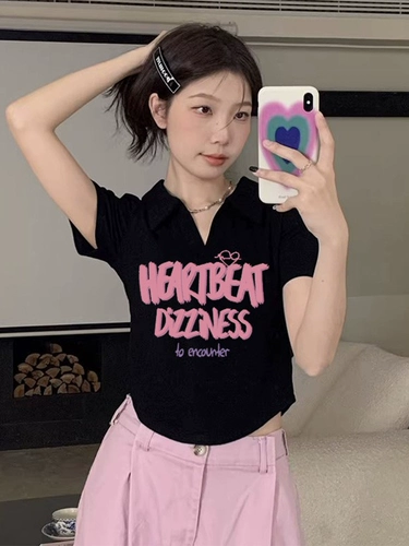 Черная короткая летняя футболка, V-образный вырез, городской стиль, короткий рукав