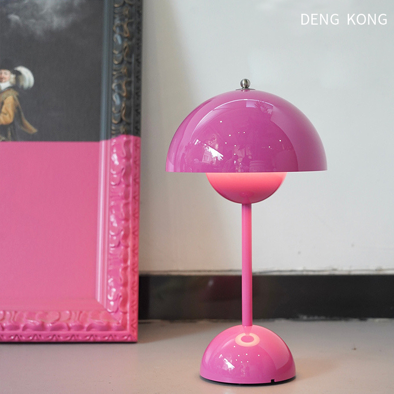 Danish floral table lamp designer Nordic retro table lamp Charging touch Middle Living room Bedroom headboard Decorative Lights-Taobao