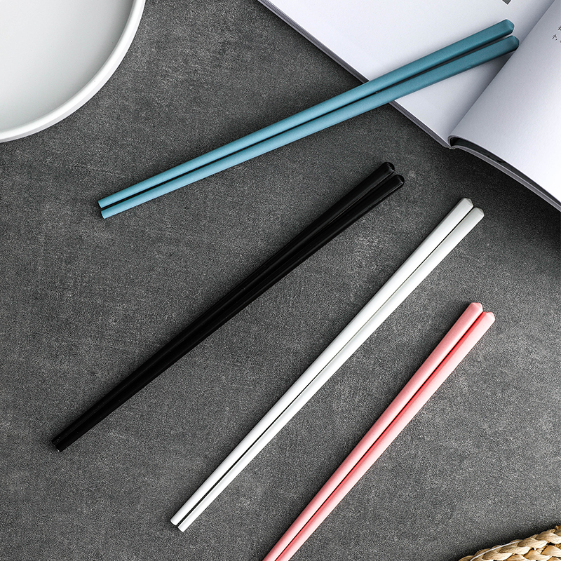 Gluttony Mouth Cooks Nordic Style Minimalist Creativity Home Ceramic Chopsticks Non-slip Pure Color Portable easy to wash moisture and mildew