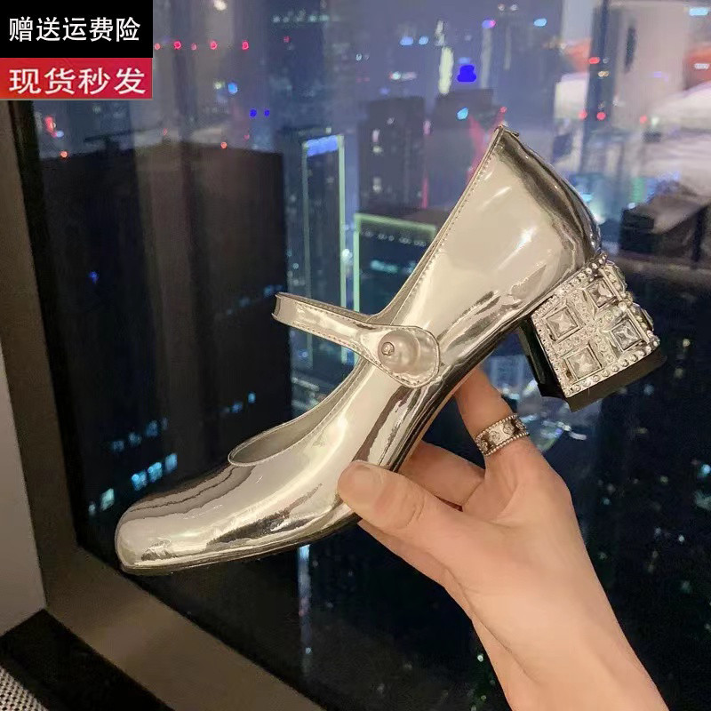 Tweed Style Patent Leather Thick Heel One-Strap Mary Jane Women's Shoes 2026 Autum New Style Rhinestone Pearl Silver High-Heeled Shoes
