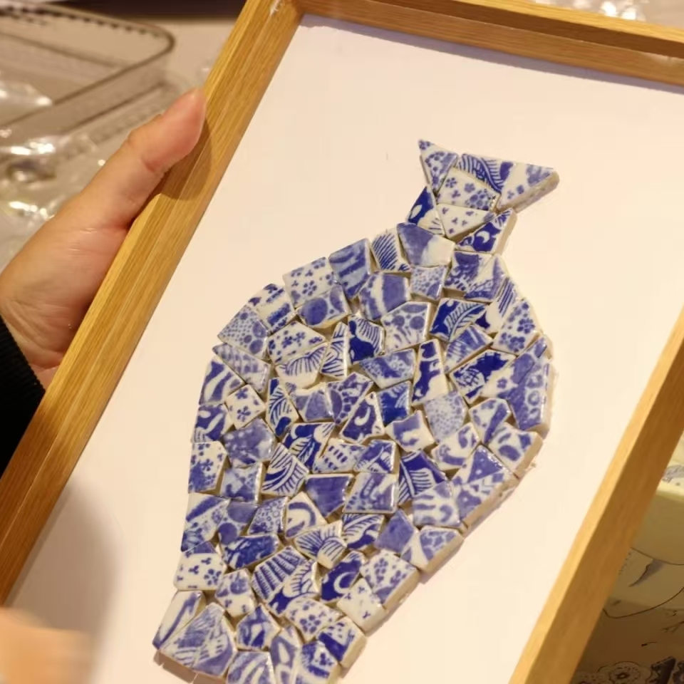 非遗青花瓷拼贴画DIY太绝了！景德镇陶瓷国风沙龙团建必入！手残党也能玩出高级感✨