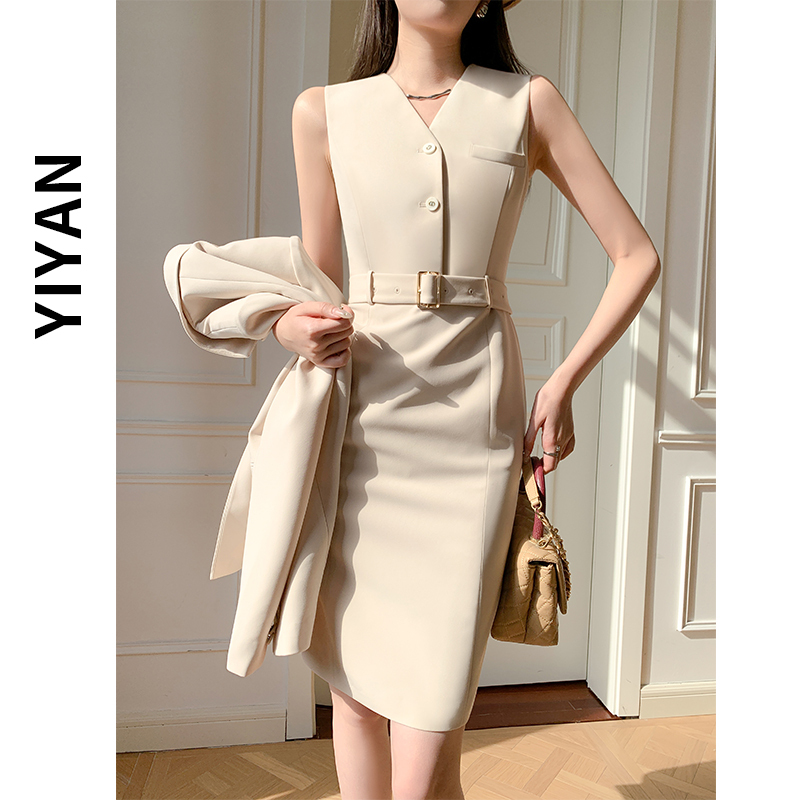 Early Autumn Sleeveless Dress Paired with a Small Blazer for Formal Occasions, Elegant Skirt That Hugs the Hips, Mature and Sophisticated Style Skirt Set