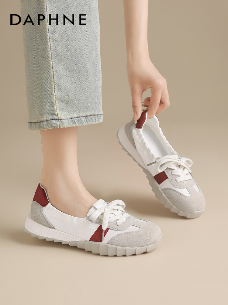 Daphne Silver Ballet Training Shoes Women's 2026 Autumn/Winter New Shallow Single Shoes Soft Sole Casual Shoes Loafers