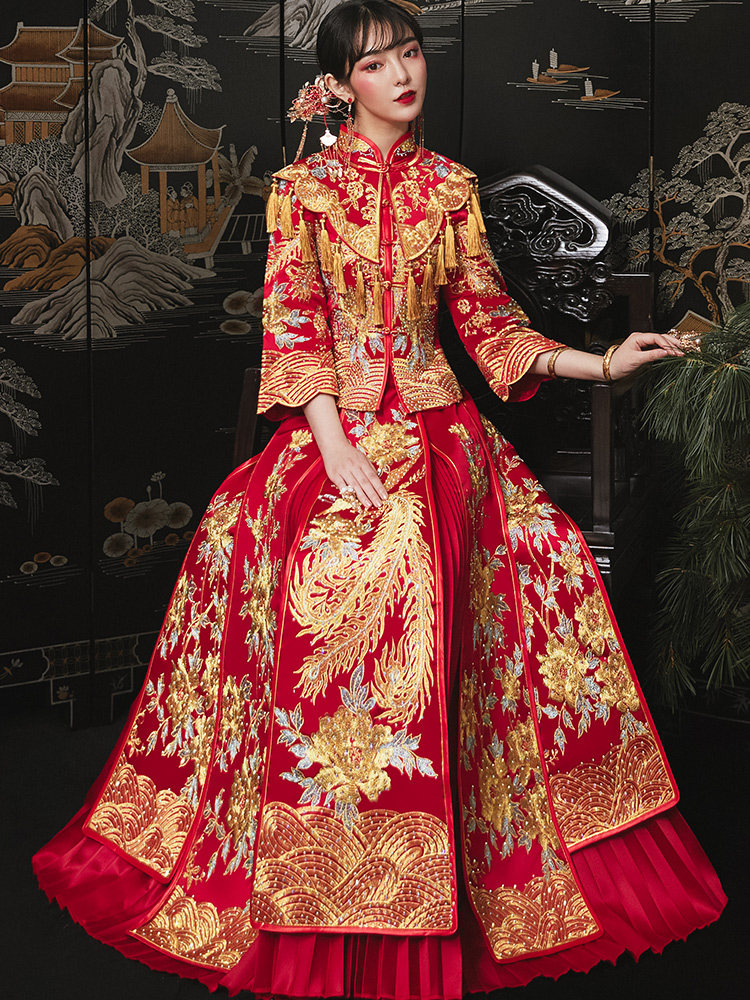 2021 new Xiuhe clothing autumn thin toast clothing Feng Guanxia out of the cabinet dress bride wedding large size dragon and phoenix hanging