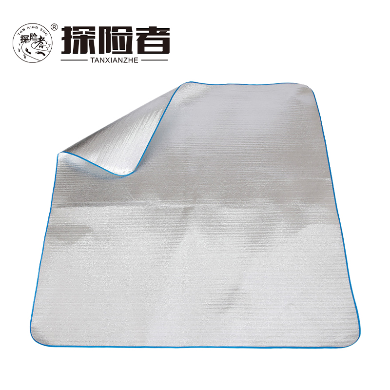 Explorer outdoor portable spring outing mat Thickened moisture proof mat Picnic mat Picnic mat Lawn camping picnic cloth