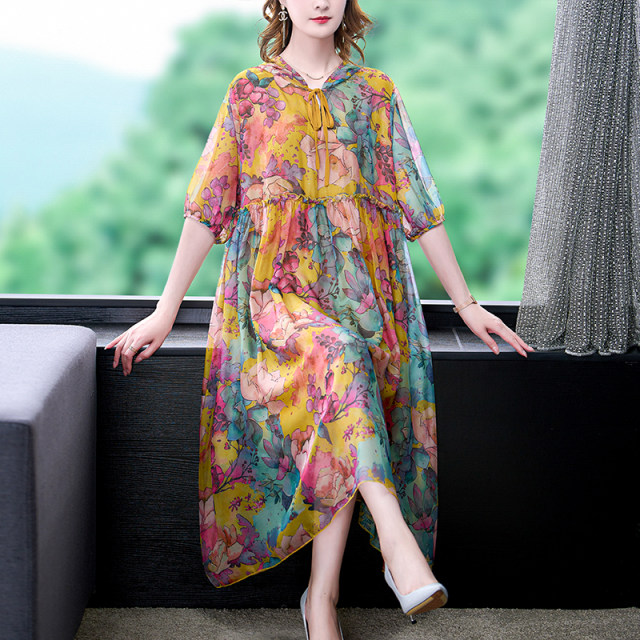 Mulberry silk dress female 2022 new summer dress middle-aged mother cover belly floral skirt cover flesh thin chiffon skirt