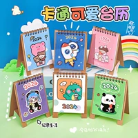 5 настольных календарей из крафт-бумаги.