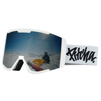 Белый флот серой пленка