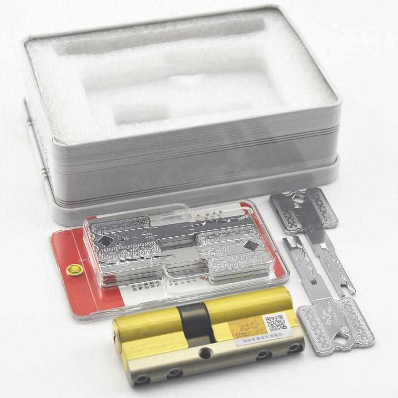 [SX190] SuperC class anti-breaking blade iron key anti-tin paper security door lock capable of working artisan B160477