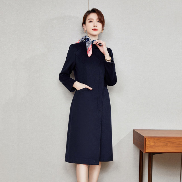 Woolen coat medium length business attire