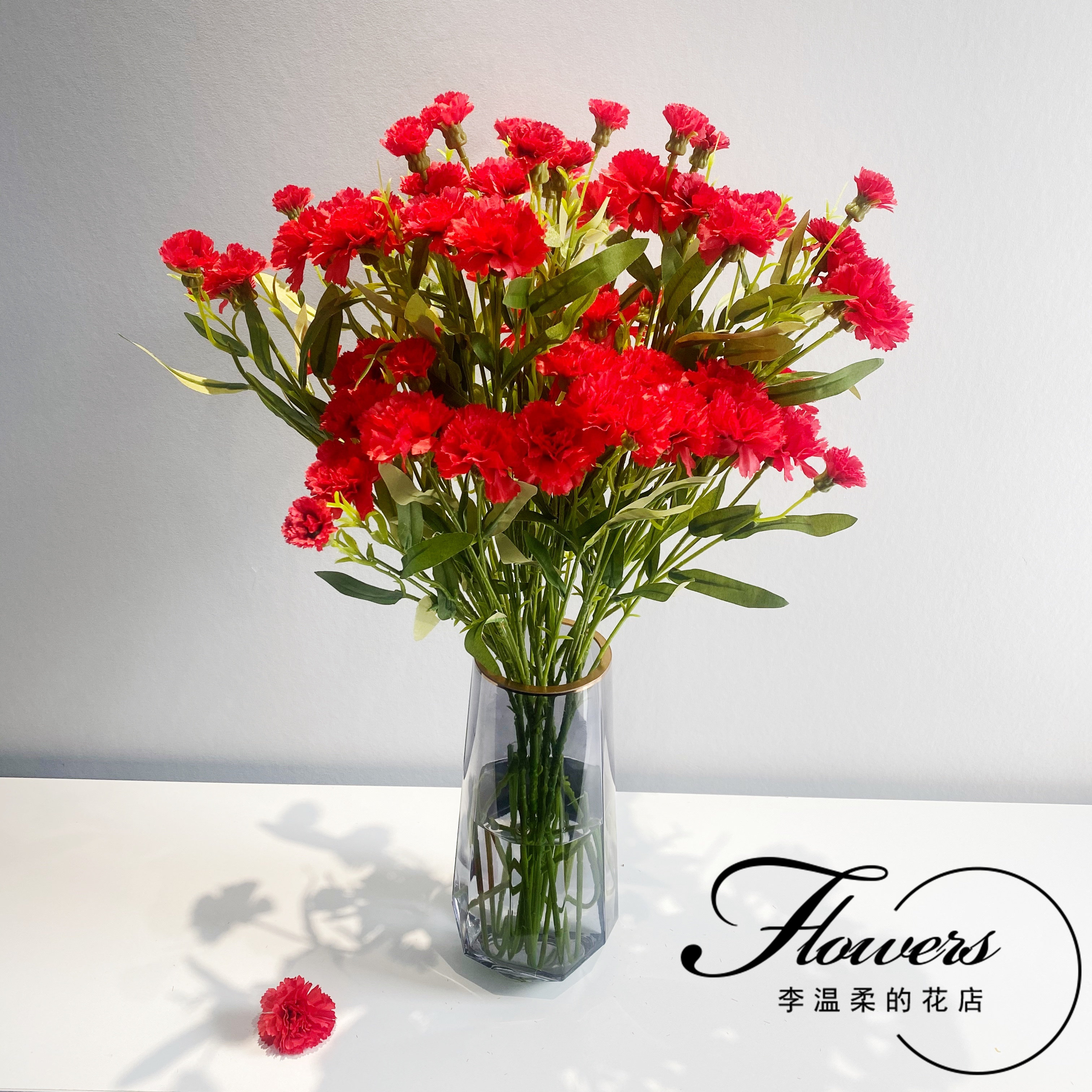 Carnation artificial flower high-grade artificial flower bouquet silk flower living room table decoration decoration mother's day gift