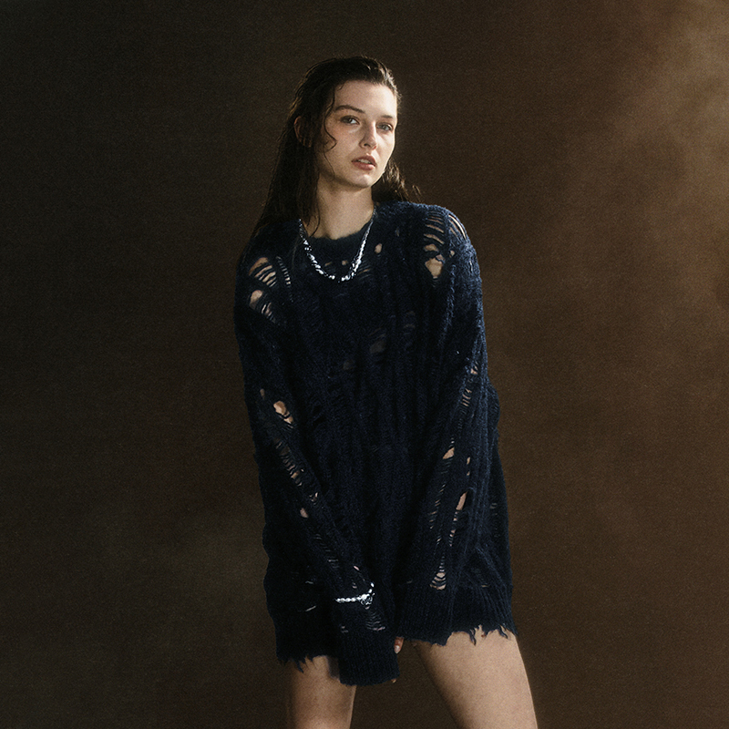 D5Ove Rover Wandering Destruction Knitted Sweater