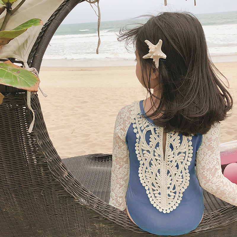 New Korean ins lace children's swimsuit girls and girls one-piece long-sleeved sunscreen princess swimsuit baby swimsuit