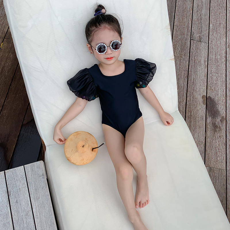 New Korean children's swimsuit girls one-piece bubble sleeve Western style cute white female baby hot spring holiday swimsuit