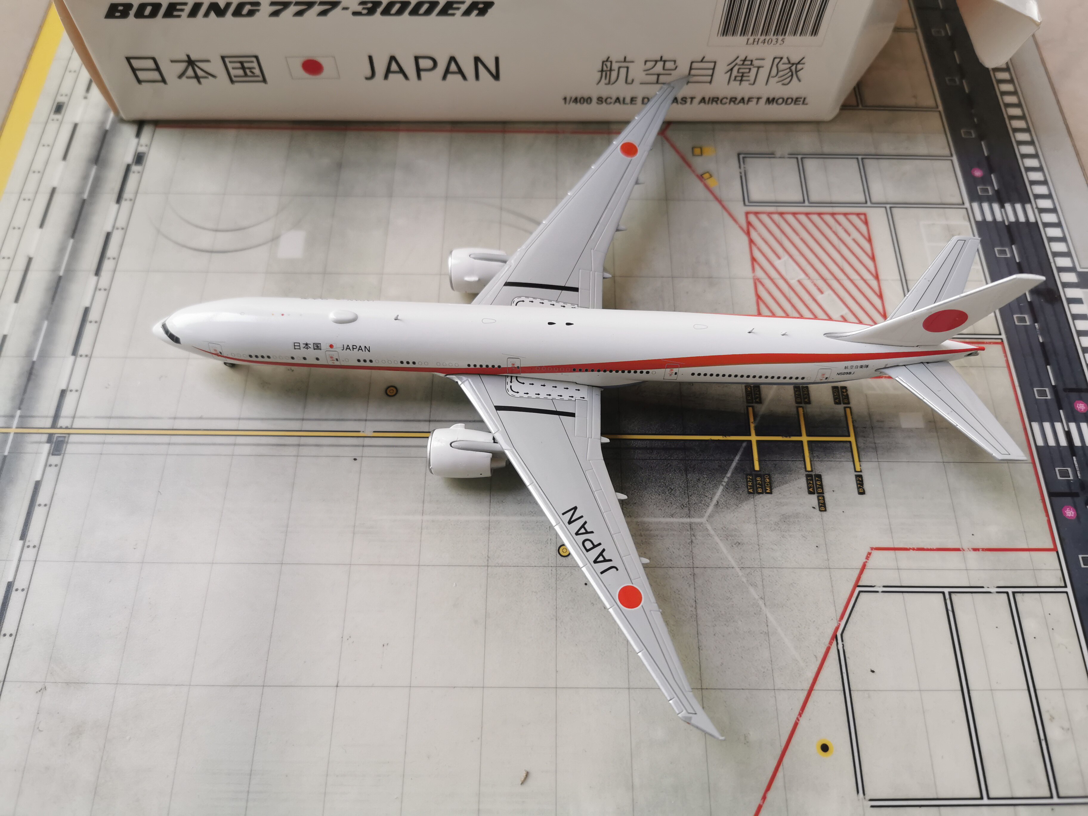 The Jedi JC Wings LH4035 Japan Air Self-Defense Force B777-300 N509BJ 1:400