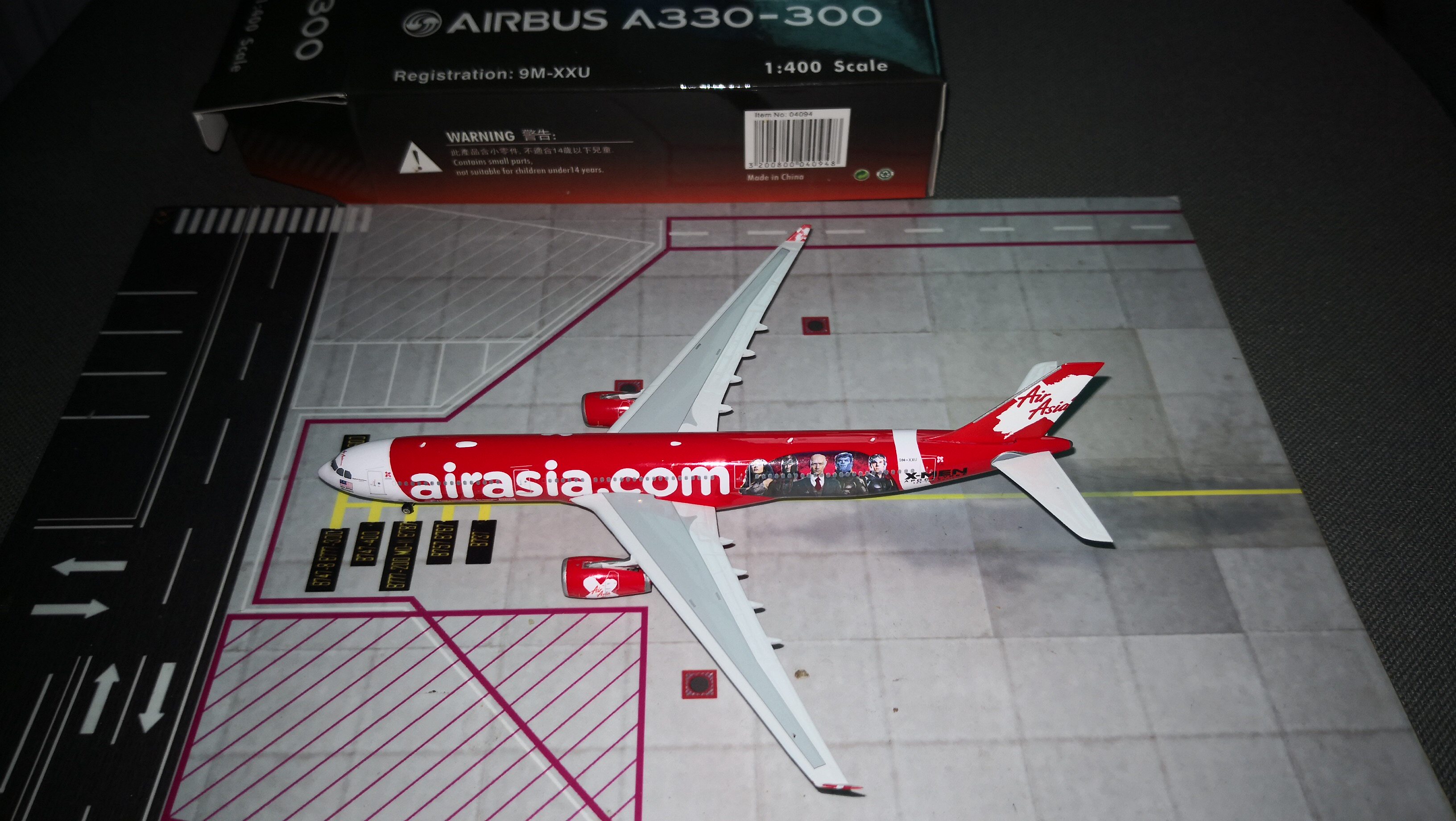The Jedi Phoenix Asia Airlines A330-300 9M-XXU X-MAN 1:400