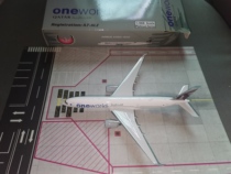 The Jedis flawless Phoenix Qatar Airways A350-900 A7-ALZ Uanyu One 1:400