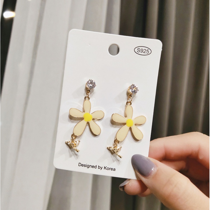 (8 Fold Clear Cabin) Yellow Flowers Net Red Cute Small Earrings Woman New Temperament Earshot Silver Needle Earshot Woman