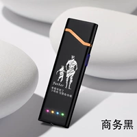 Папа много работал