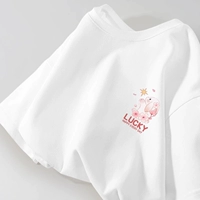 Белый сакура кролик