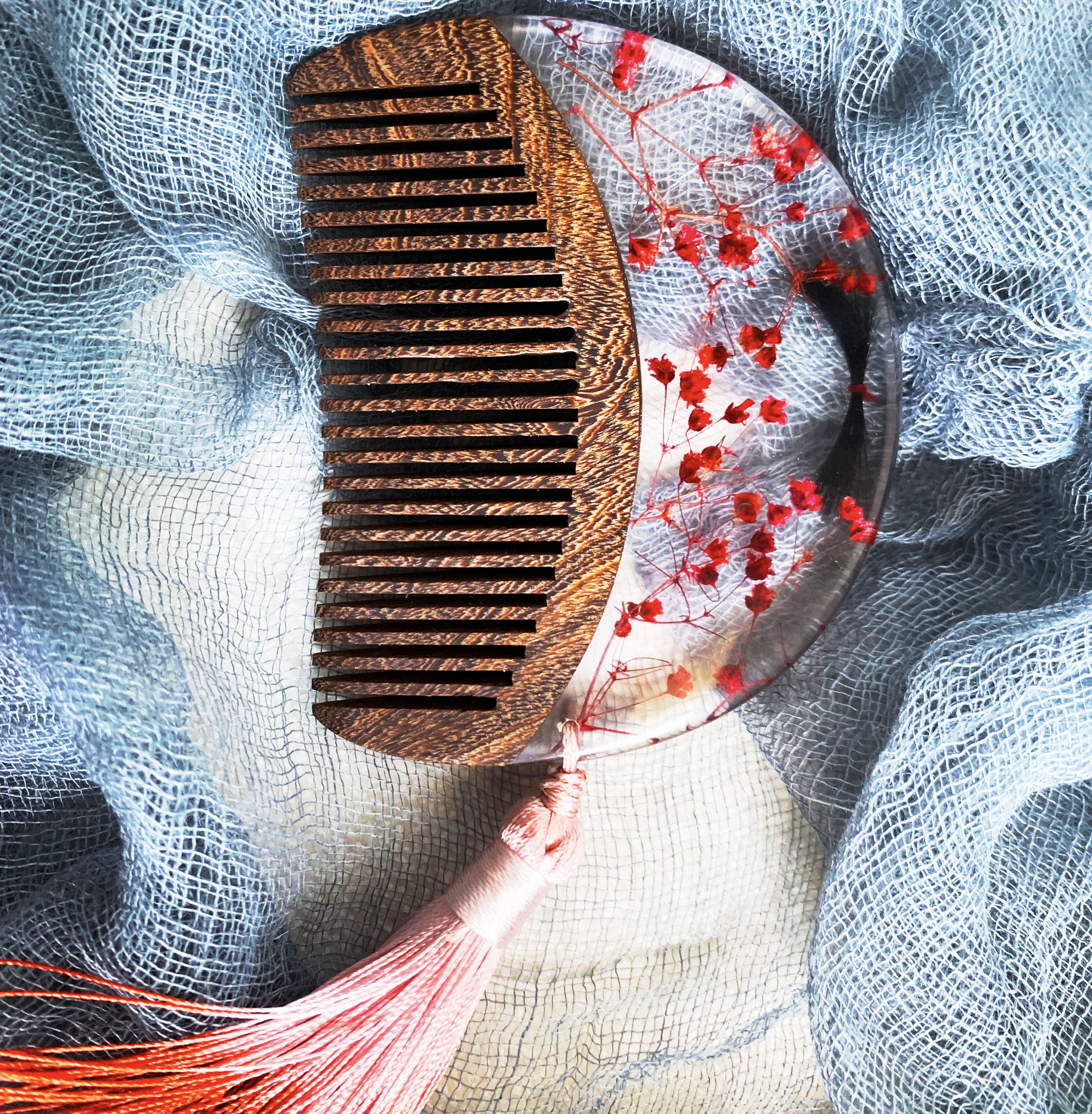 Fetal hair comb Handmade Creative Baby Baby Newborn Solid Wood Comb Fetal Hair Souvenir Dowry