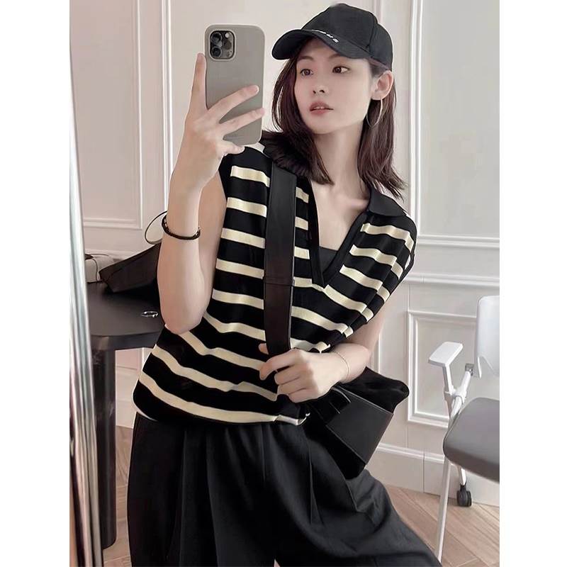 V Collar Knit Striped Vest Woman 2022 Summer new loose Temperament Polo Shirt Elegant Retro commute jacket
