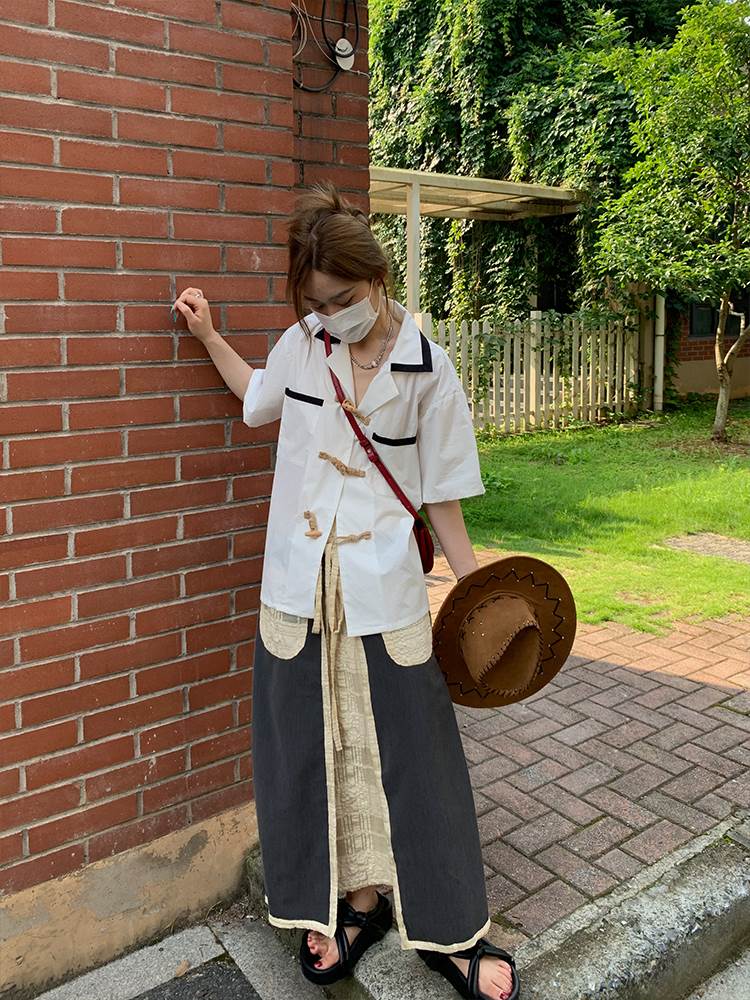 2022 Korean version of the new rice grey small crowddesign sensation front strap skirt Summer 100 Lapped Retro slim loose A-character dress