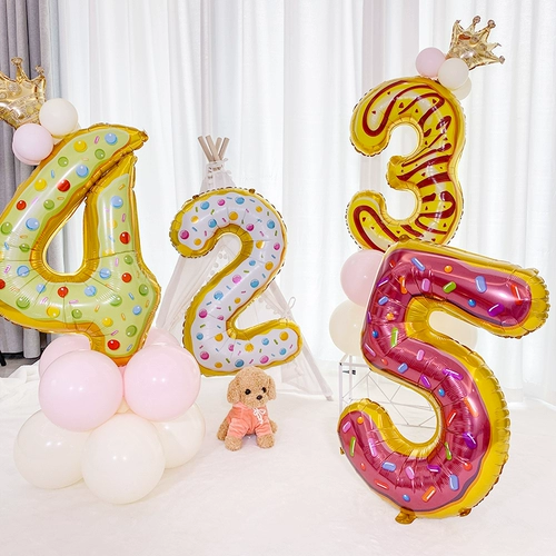 Вечернее платье, цифровой детский пончик, воздушный шар