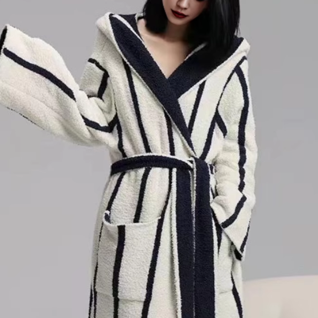 满亮服饰店
