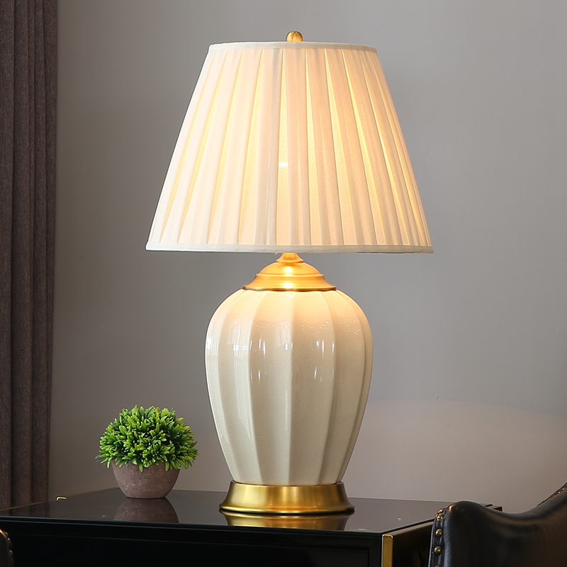 American-Style Light Luxury All-Copper Ceramic Table Lamp for Bedroom and Living Room, Simple Modern Chinese-Style Warm Decorative Bedside Lamp American-Style Light Luxury All-Copper Ceramic Table Lamp for Bedroom and Living Room, Simple Modern Chinese-Style Warm Decorative Bedside Lamp