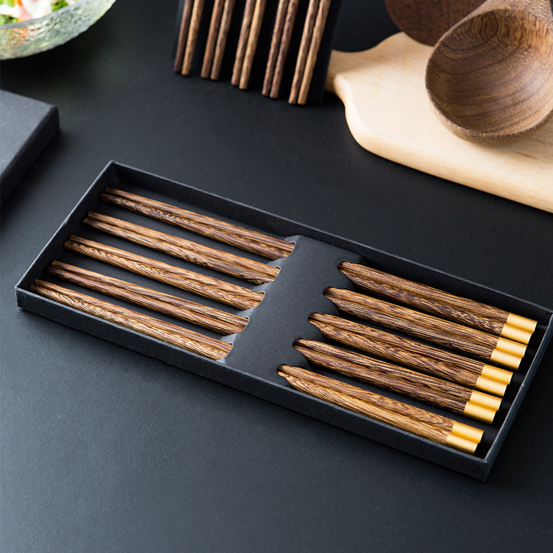 Japanese-style chicken wings wooden chopsticks household non-slip anti-mildew 10 pairs of set solid wood chopsticks natural wood chopsticks high temperature tableware