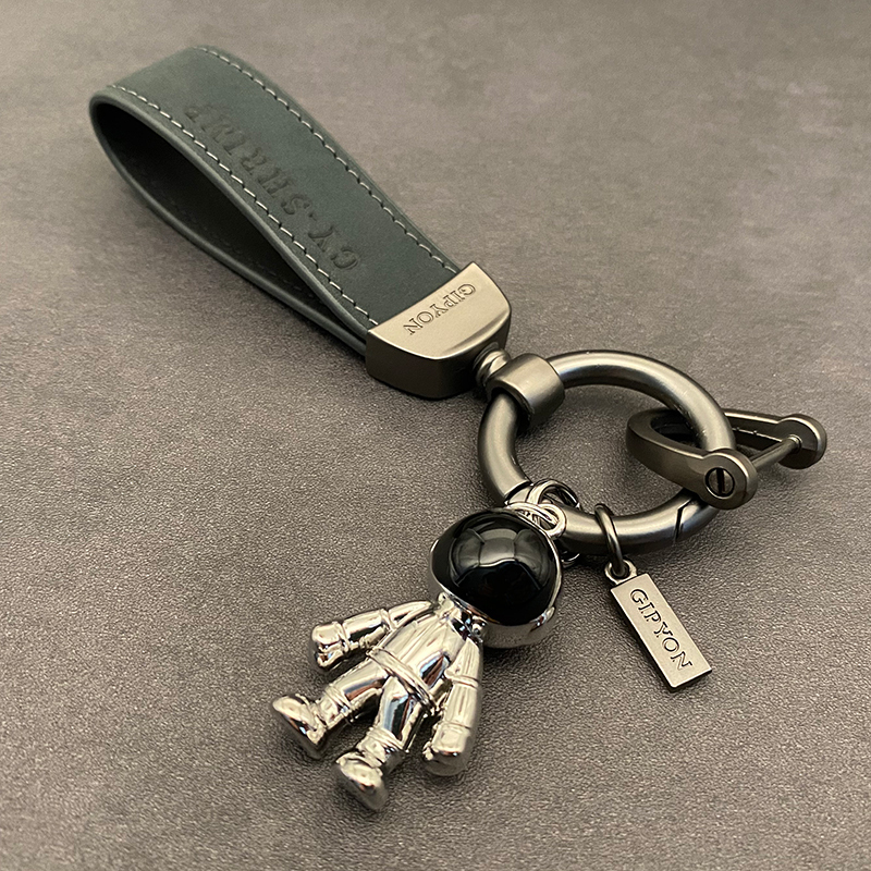 Suitable for Mercedes-Benz Audi Land Rover Key Chain Ring Astronaut Astronaut Pendant High-End Pendant