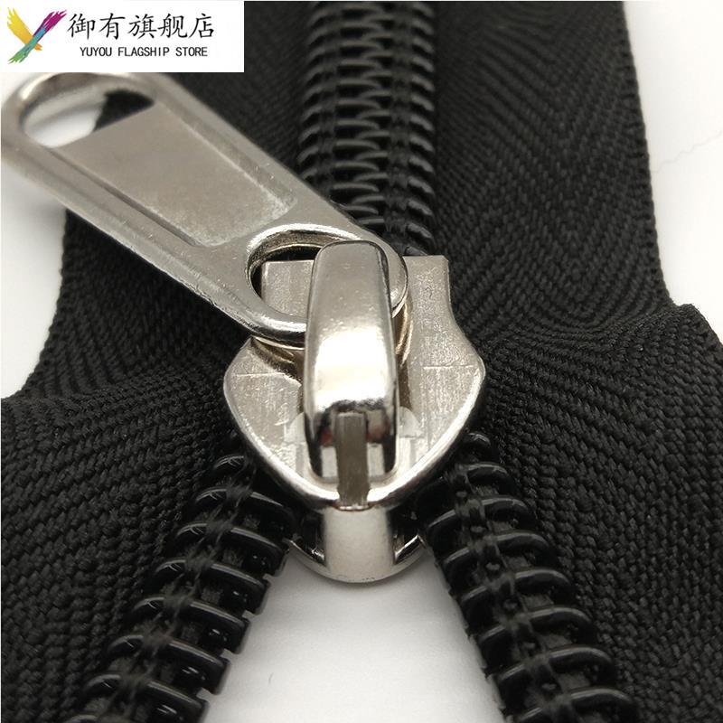 Black Zipper Puller, Large Suitcase Handle, Multi-Functional Handmade Quilt Cover Black Zipper Puller, Large Suitcase Handle, Multi-Functional Handmade Quilt Cover