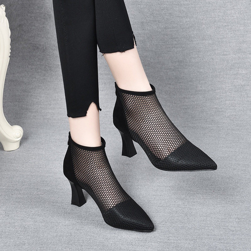 Net Boots Hollowed-out Boots Genuine Leather 2022 New Spring Summer Temperament Custard Mesh Yarn Cool Boots Small Heel Heels Short Boots