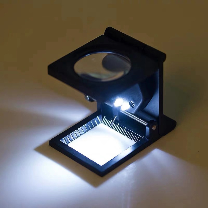Looking at pigeon eye special magnifying glass 20 light cloth mirror with lamp high-definition high-power antique identification professional German metal 10 times with scale fabric warp and weft density mirror screen printing foldable 60 countries