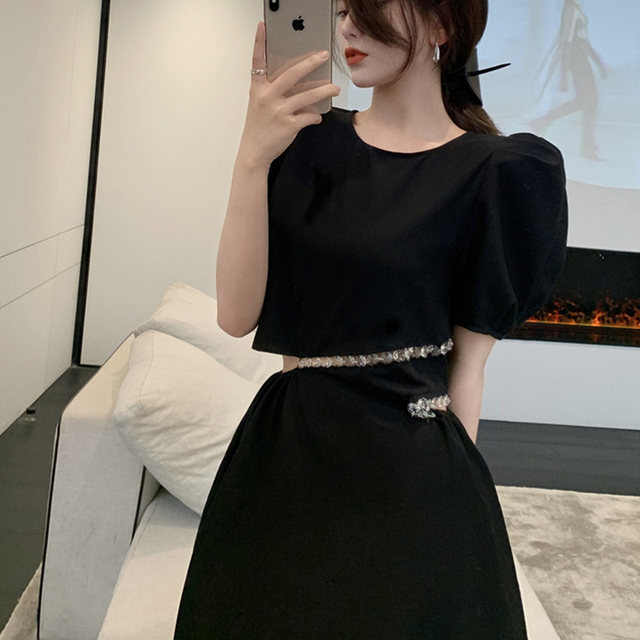 Niche design high-end waistless splicing beaded long skirt women's 2021 new French elegant temperament dress trend