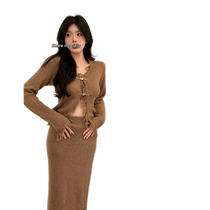 Retro temperament and senior sweater in winter new closing slim glutinous half-body skirt flow Sue two sets