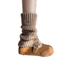 2 pairs of snow boot socks for women in autumn and winter pile socks with metal labels retro brown Maillard calf socks and leg covers