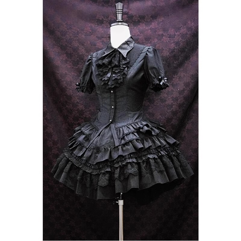 Black Gothic Lolita Dress with Short-Sleeved Cotton Shirt Underneath, Lolita Base Shirt, Slimming Halloween Costume