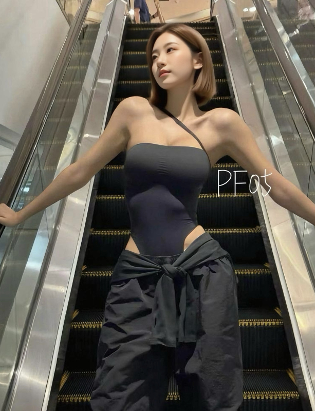 Pf05.Skims Style Shapewear Bodysuit, Seamless, Breathable, Sexy, High-Elastic Bodysuit with Detachable Shoulder Straps Pf05.Skims Style Shapewear Bodysuit, Seamless, Breathable, Sexy, High-Elastic Bodysuit with Detachable Shoulder Straps