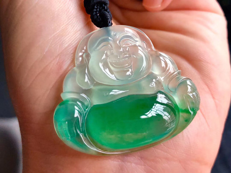 Ice Seed Yang Green Emperor Green Jade Pendant Pendant Laughing Buddha Guanyin Gourd Ruyi Fugua Four Seasons Bean Flower Pieces for Women