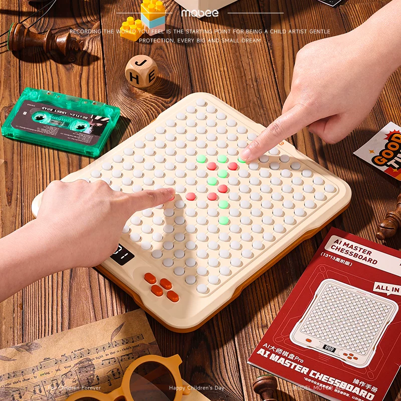 mobee AI master intelligent electronic version of chessboard backgammon