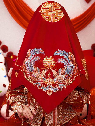 2025新款结婚红盖头中式婚礼秀禾服专用红色新娘头饰婚庆用品大全