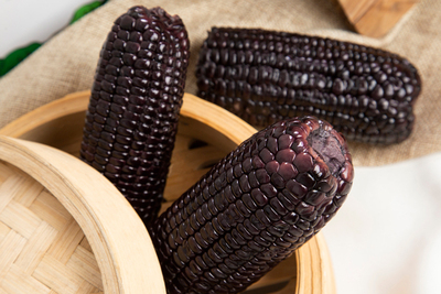 【八根装】米小西早餐香玉米速食黑糯玉米新鲜真空包装香甜黑玉米