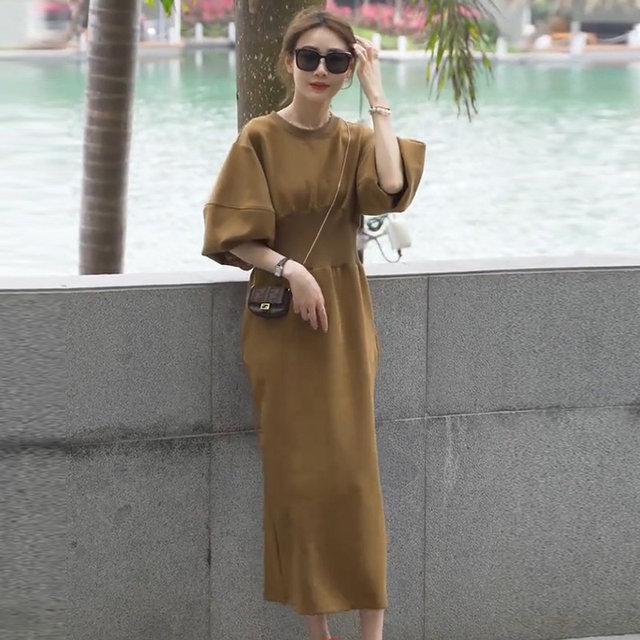 2022 early spring new French retro high-end high-end temperament waist puff sleeve casual sweater dress
