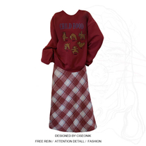 Large size fat mm age reduction suit autumn and winter New Years Christmas rabbit plus fleece sweater plaid skirt two-piece set